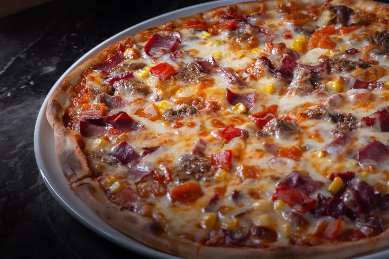 Tavuklu Barbekü Pizza